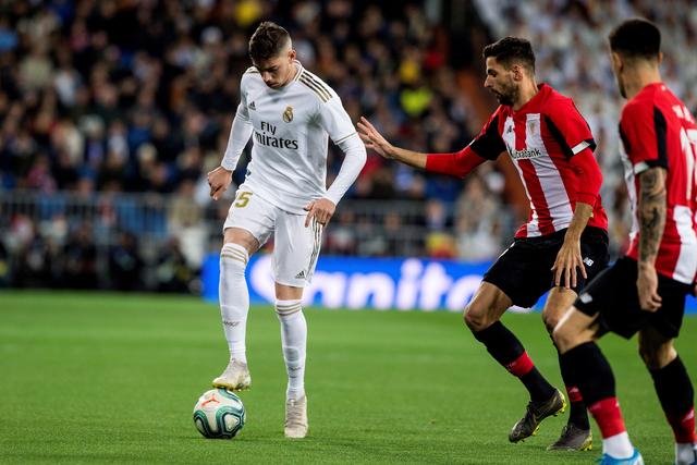 穆里尼奥希望引进埃尔莫索和博卡中场梅迪纳