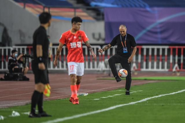 足球赛事媒体宣传